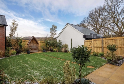 Longston Cross 2 Bovey Tracey Show Home Garden